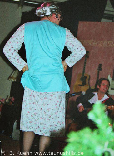 ©06_12_03_097